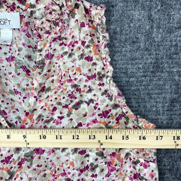 LOFT Shirt Womens Extra Small V-Neck Ruffles Floral Short Cotton Business Casual - Picture 7 of 9